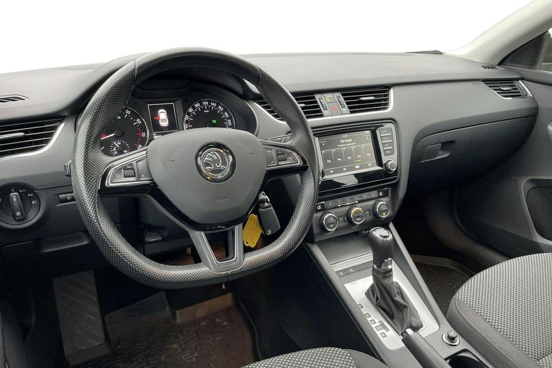 Skoda Octavia bild 11