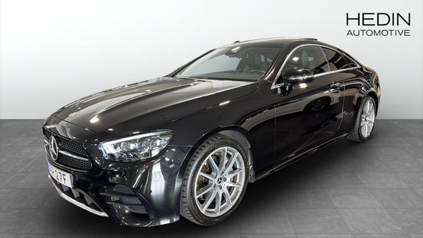 Mercedes E220 d D 4MATIC COUPÉ / AMG PAKET / PANORAMA - 2023