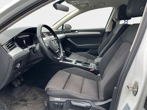 Volkswagen Passat bild 9