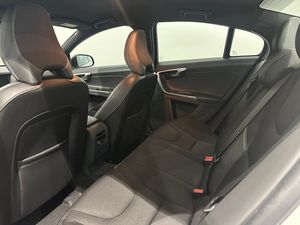 Volvo S60 bild 14