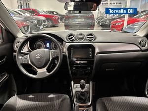 Suzuki Vitara bild 8