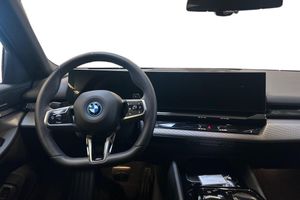 BMW 530 bild 9