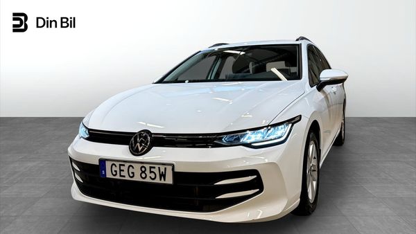Volkswagen Golf I Sportscombi eTSI150 DSG Drag/P-värmare - 2026
