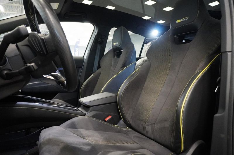 Skoda Enyaq bild 3