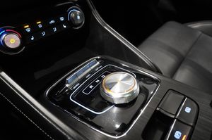 MG ZS EV bild 8