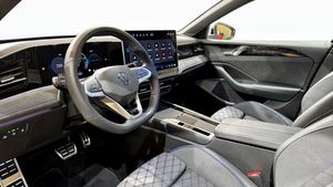 Volkswagen Passat bild 7