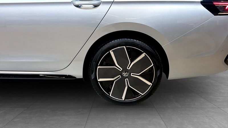 Volkswagen Passat bild 6