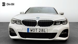 BMW 330 bild 4