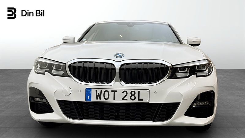 BMW 330 bild 4