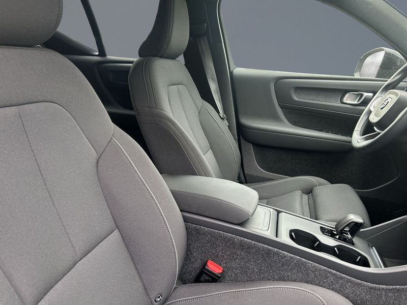 Volvo EX40 bild 7