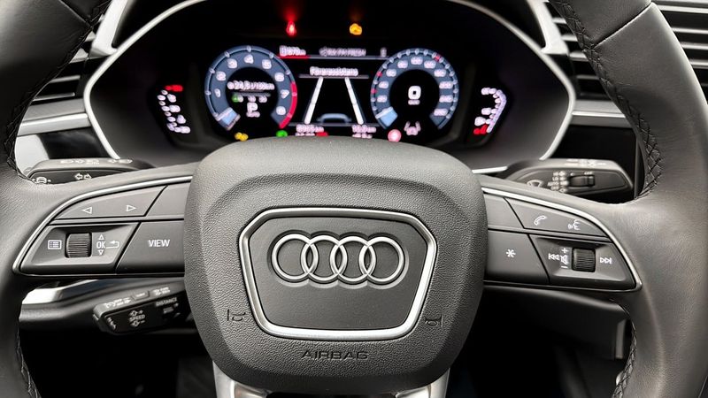 Audi Q3 bild 18