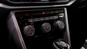 Volkswagen T-Roc bild 14