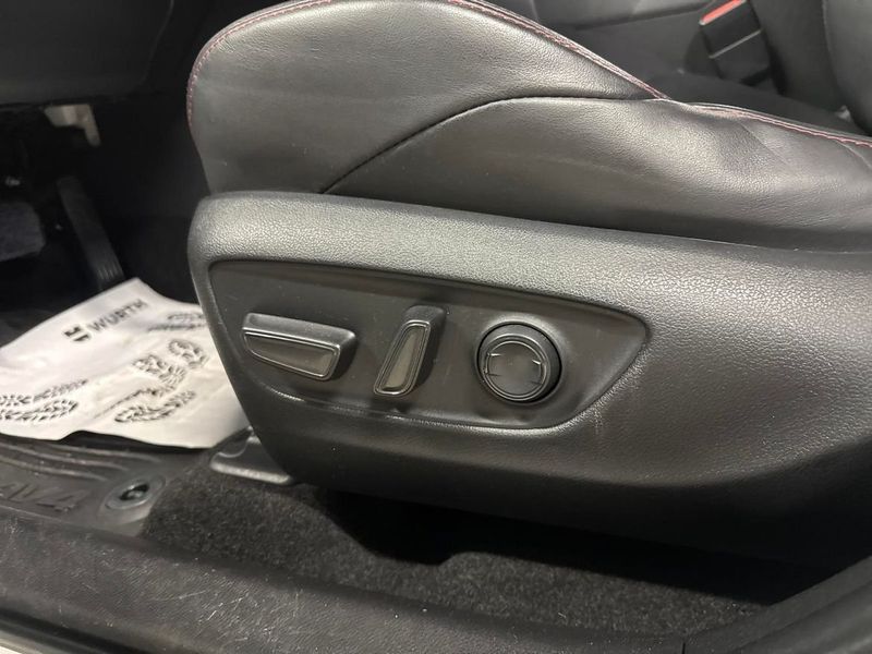 Toyota RAV4 bild 22
