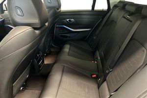 BMW 320 bild 11