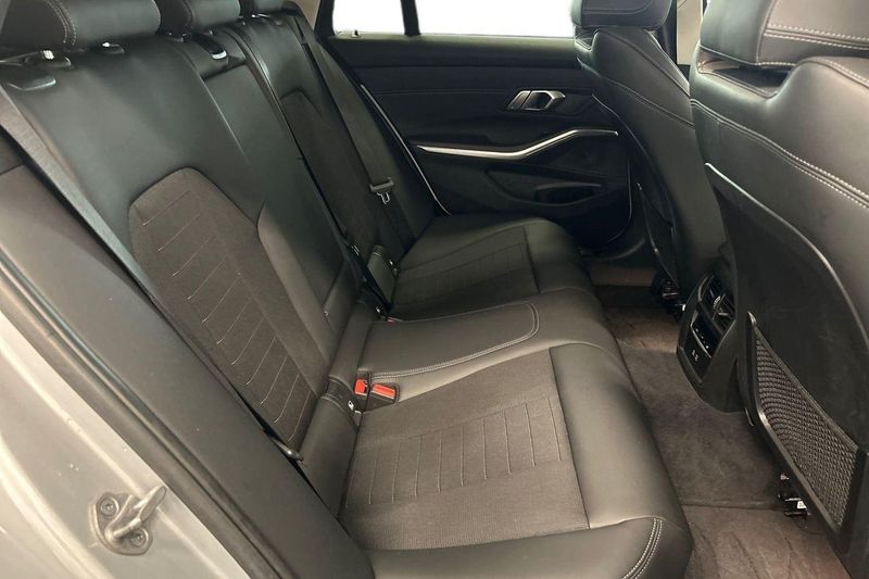 BMW 320 bild 7