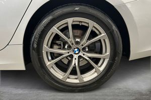 BMW 320 bild 14
