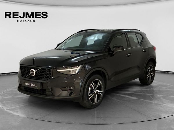 Volvo XC40 B4 FWD Bensin Plus Dark - 2026