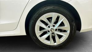Skoda Octavia bild 6