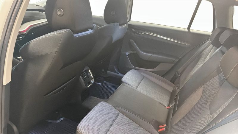 Skoda Octavia bild 11