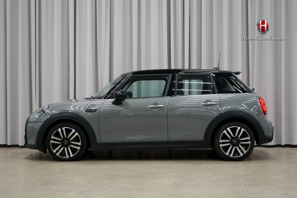 MINI Cooper S 5-d Comfort Cockpit Kamera Läder Ambient - 2022