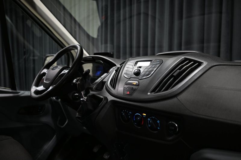 Ford Transit bild 30