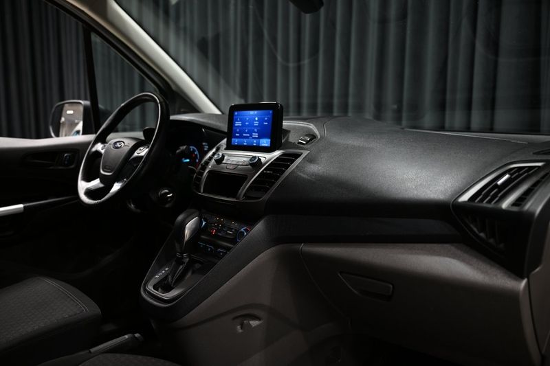 Ford Transit Connect bild 28
