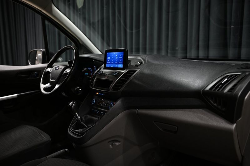 Ford Transit Connect bild 24