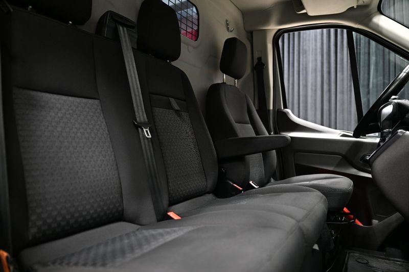 Ford Transit bild 25