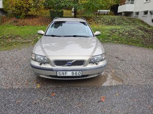 Volvo V70 bild 2