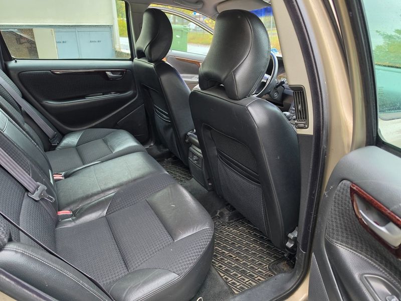 Volvo V70 bild 9