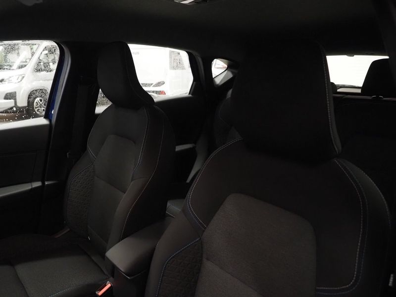 Renault Captur bild 17