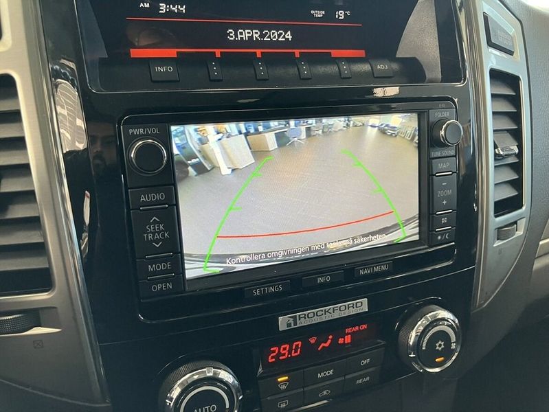 Mitsubishi Pajero bild 15