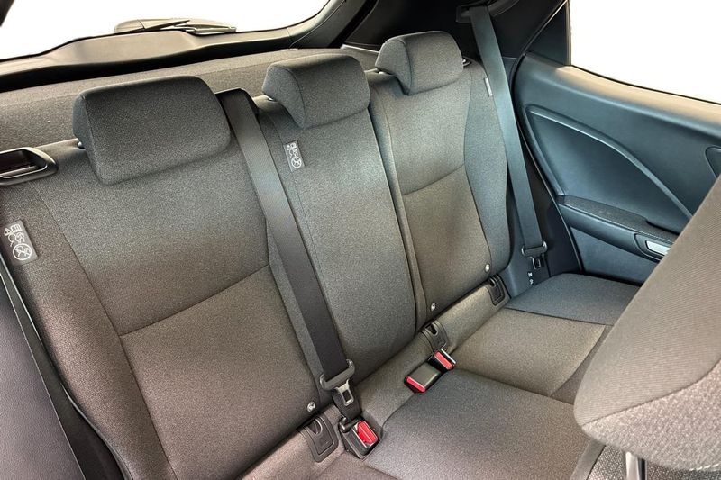 Lexus LBX bild 11