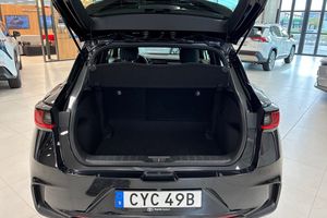 Lexus LBX bild 10