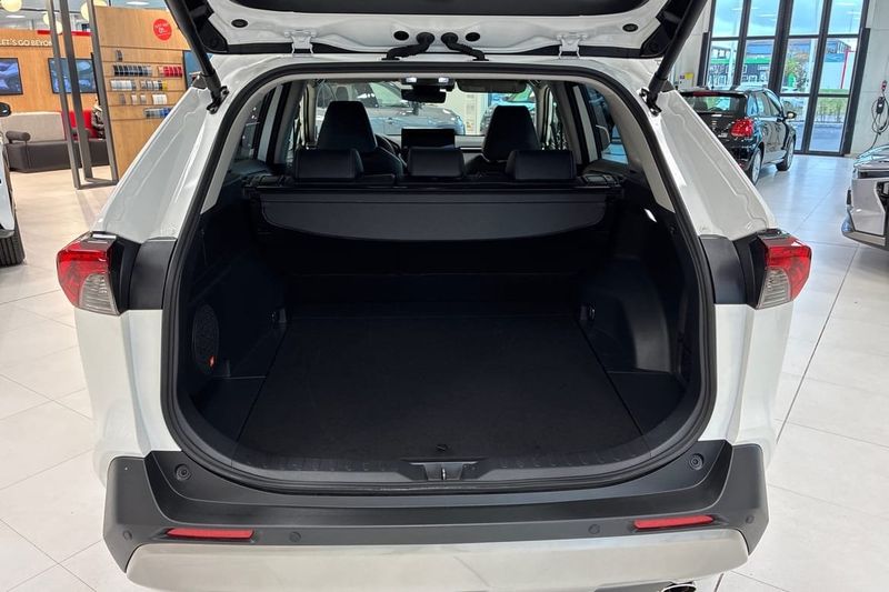 Toyota RAV4 bild 10