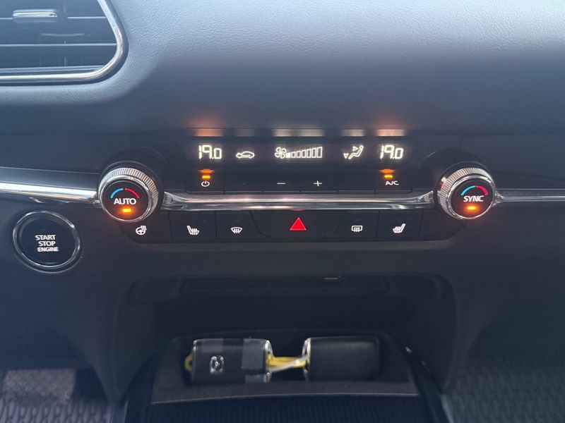 Mazda CX-30 bild 16