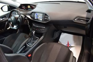 Peugeot 308 SW bild 7