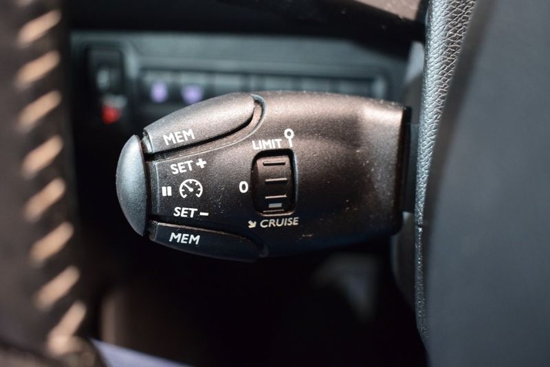 Peugeot 308 SW bild 17
