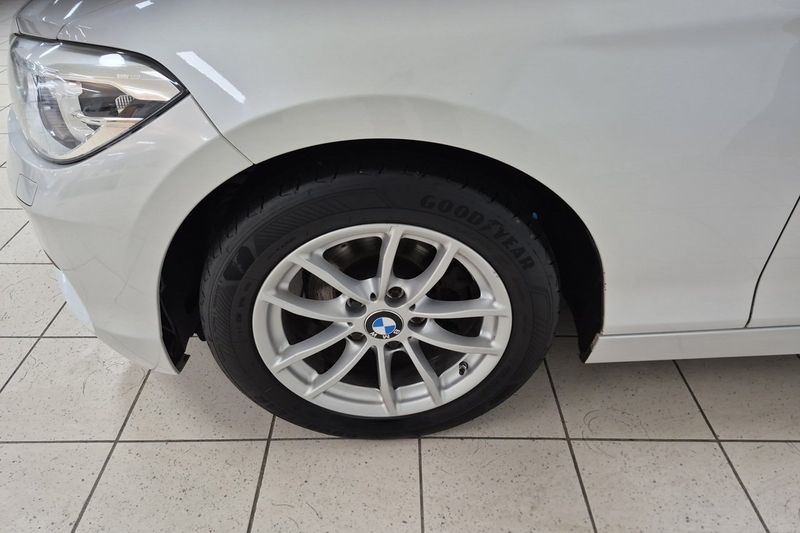 BMW 116 bild 10