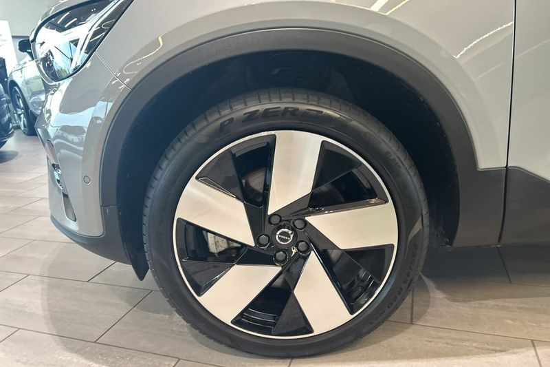 Volvo EX40 bild 17