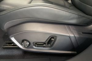 Lynk & Co 08 bild 13