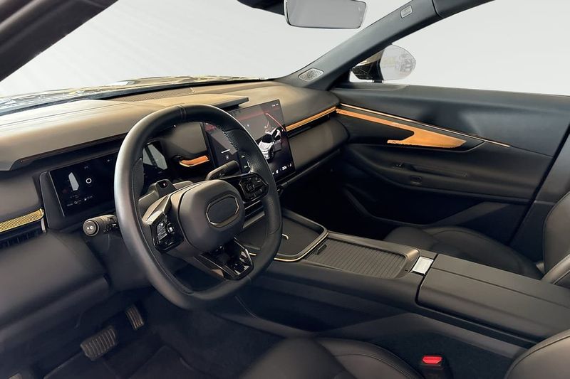 Lynk & Co 08 bild 6