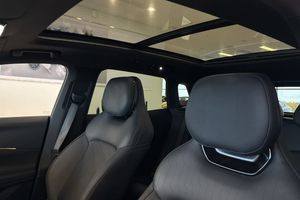 Lynk & Co 08 bild 12