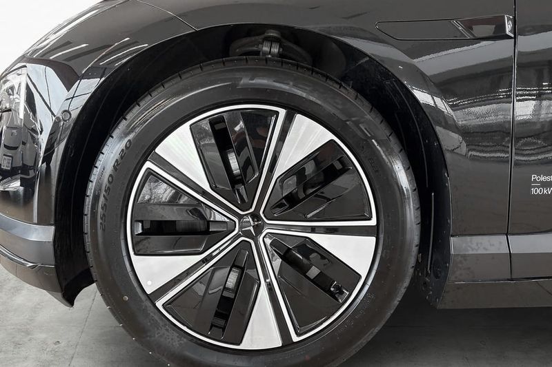 Polestar 4 bild 6