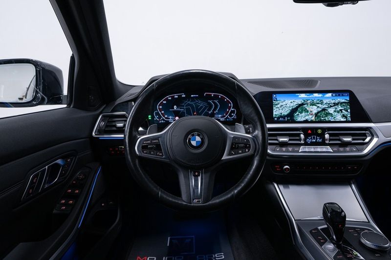 BMW 330 bild 19