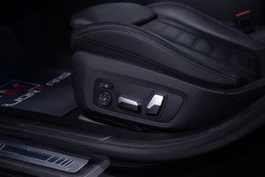 BMW 330 bild 13