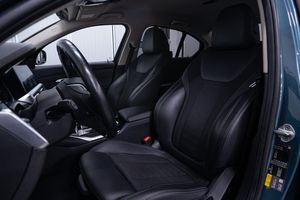 BMW 330 bild 8