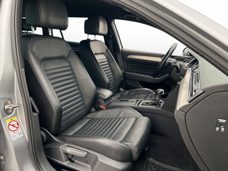 Volkswagen Passat bild 24
