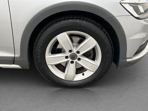 Volkswagen Passat bild 32