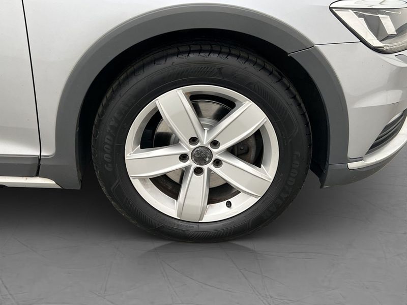 Volkswagen Passat bild 32